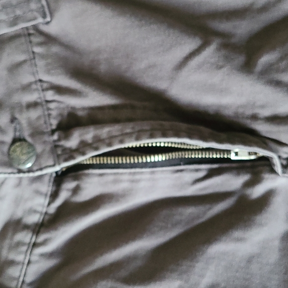 Rusty cargo shorts - Picture 2 of 10